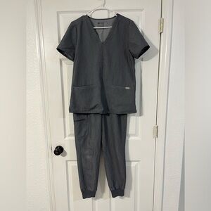 From the ‘Technical Collection’ 
Top- Size M
Bottom- Size S